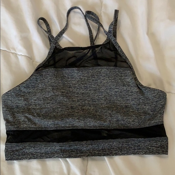 VS PINK criss cross back workout crop - Picture 1 of 4